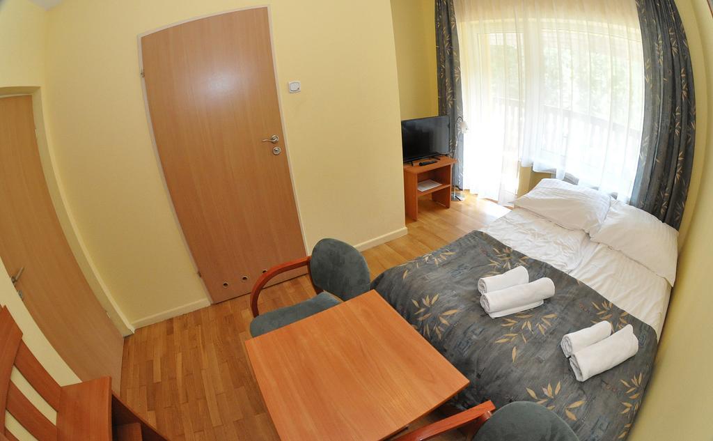 Osrodek Wypoczynkowy Barta Hotel Tylicz Kültér fotó